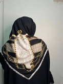 روسری ابریشم توییل ریشه سوزنی سایز ۱۱۵ کد (۱۱۲)