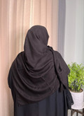 روسری ژاکارد ترک طرح مارک جنس عالی نخ کش نمیشه اصلا پرز نمیده دور دوخت سایز ۱۴۰ _کد ۱۳۲