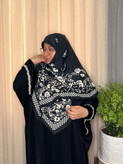 روسری سفید مشکی ابریشم ژاکارد وارداتی سایز ۱۴۰ دور دستدوز _کد۱۶۷