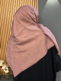 روسری تکرنگ نخ ژاکارد سایز ۱۴۰ دور ریش _ کد۱۹۲