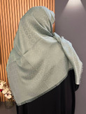 روسری تکرنگ نخ ژاکارد سایز ۱۴۰ دور ریش _ کد۱۹۲
