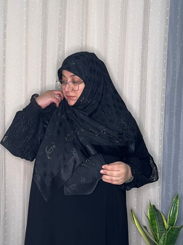 روسری دوره کاردیون ترک سایز ۱۲۰ نگین کاری _کد۲۰۷