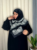روسری ابریشم ژاکارد وارداتی نگینکاری سایز ۱۲۰ _کد۲۰۹