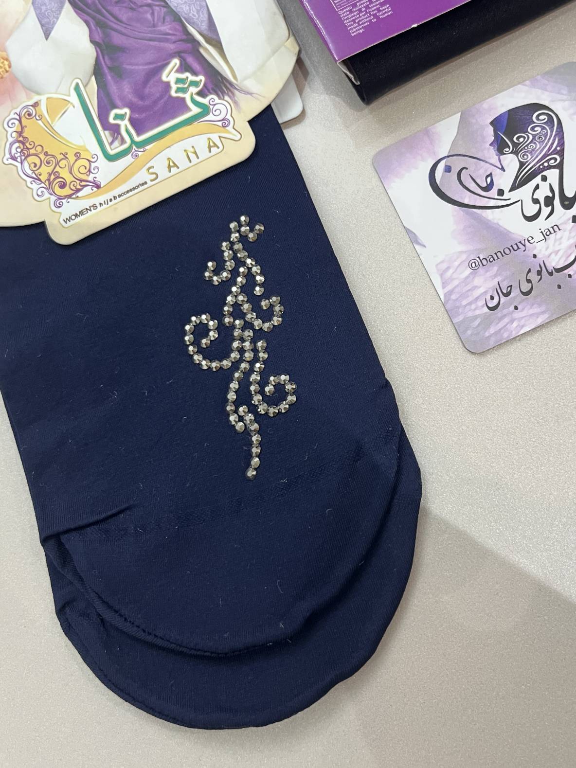 جوراب نگین‌دار زنانه پریزن با نگین سواروسکی | کد ۲۱