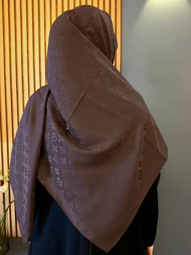 روسری طرح مارک-کد۲۷۴