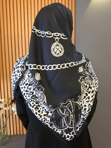 روسری ابریشم توییتل ریشه سوزنی ترند_ مجلسی وارداتی _ سبک لطیف _ خاص _ مشکی ۲۷۷