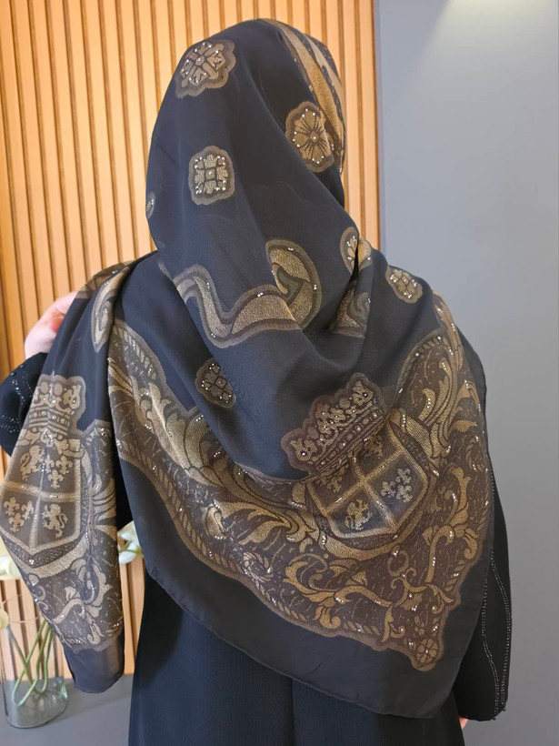روسری مجلسی مشکی _ دووره رزابلا_ نگین فول تضمین کیفیت _ وارداتی ۲۸۹