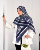 روسری زیبا و نخی وارداتی قواره ۱۴۰ اقتصادی کد ۳۶۴