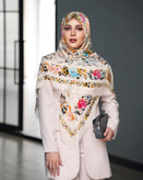 روسری زیبا و نخی وارداتی قواره ۱۴۰ اقتصادی کد ۳۶۴