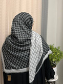 روسری نخ کشمیر وارداتی دورو سایز ۱۴۰ کد(۱۱۳)
