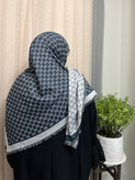 روسری نخ کشمیر وارداتی دورو سایز ۱۴۰ کد(۱۱۳)