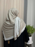 روسری نخ کشمیر وارداتی دورو سایز ۱۴۰ کد(۱۱۳)