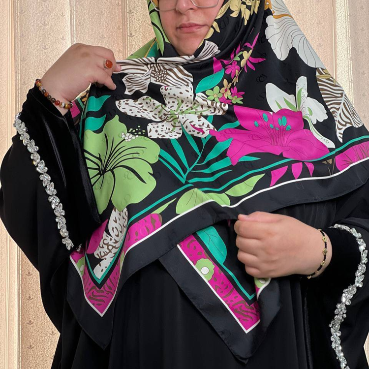 روسری ابریشم ژاکارد هایکوالیتی وارداتی-کد۲۵۹